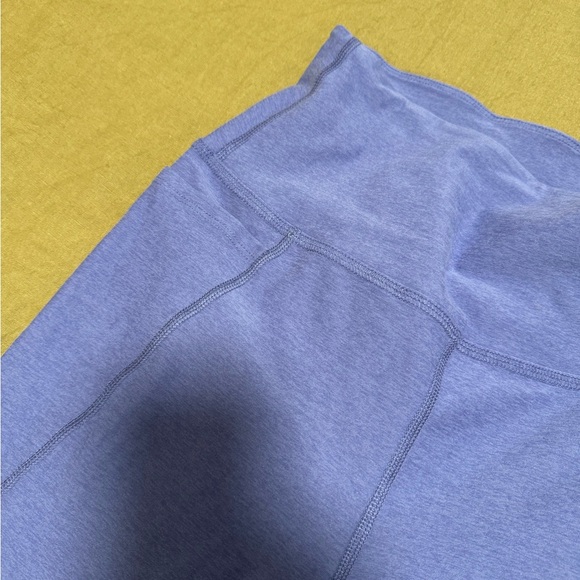 Beyond Yoga soft periwinkle Leggings - Picture 4 of 7